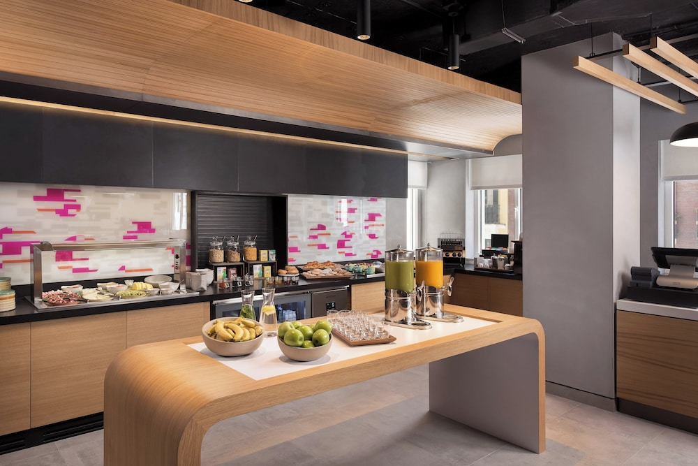 Aloft Madrid Gran Via 24
