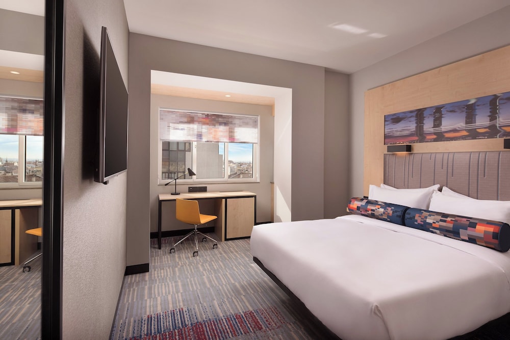 Aloft Madrid Gran Via 15