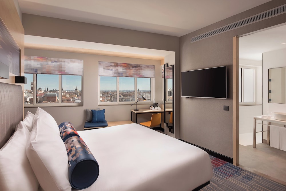Aloft Madrid Gran Via 1