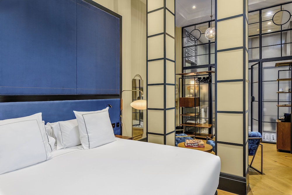 CoolRooms Atocha 24