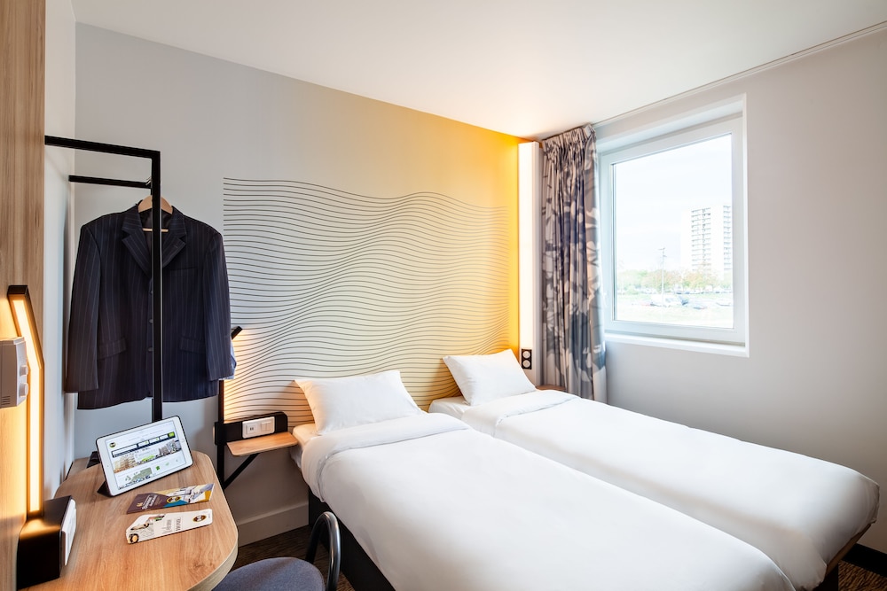 B&B HOTEL Paris Gennevilliers Asnières 9