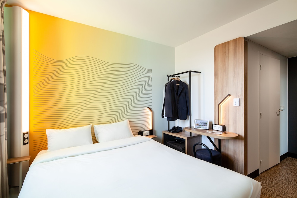 B&B HOTEL Paris Gennevilliers Asnières 13