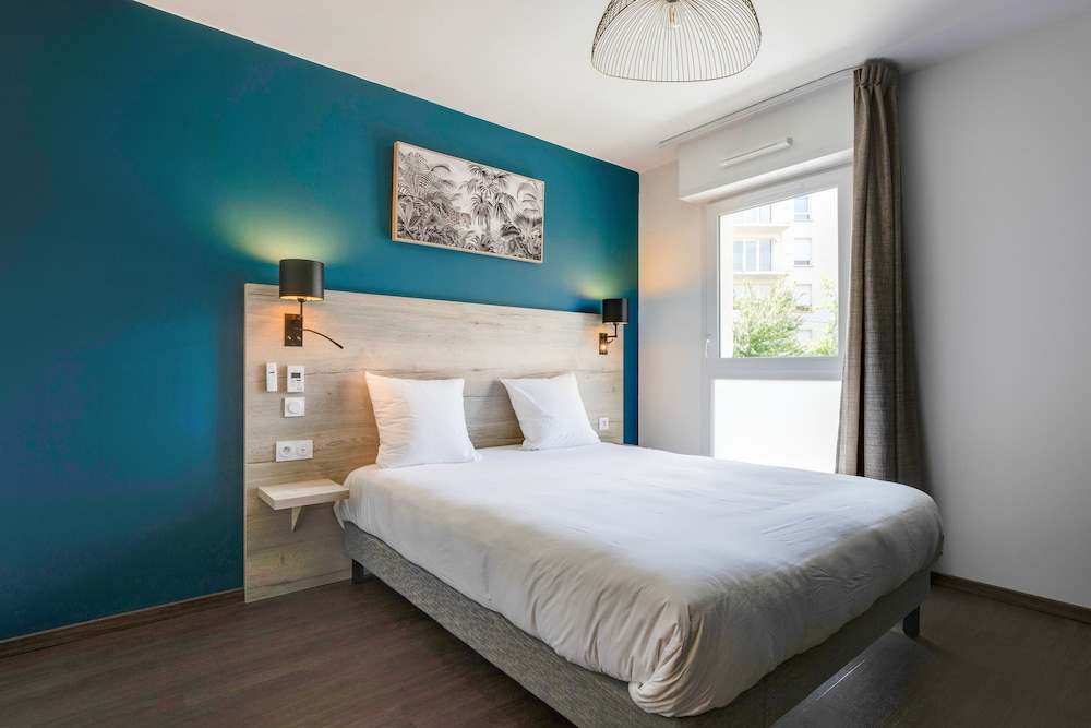 All Suites Appart Hôtel Massy-Palaiseau 11