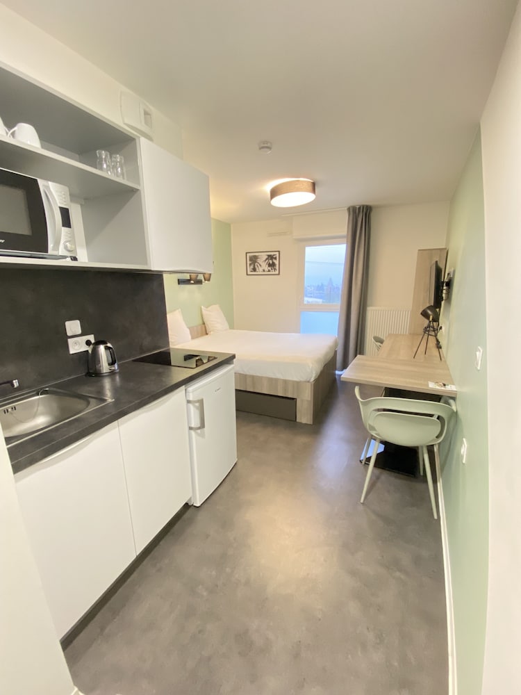 All Suites Appart Hôtel Massy-Palaiseau 23