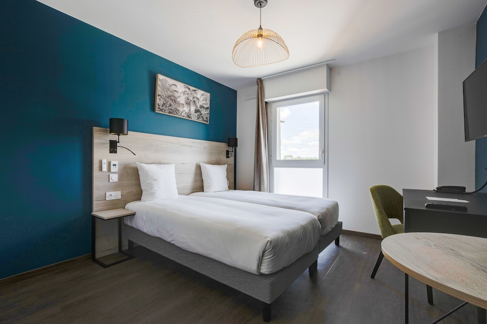 All Suites Appart Hôtel Massy-Palaiseau 6