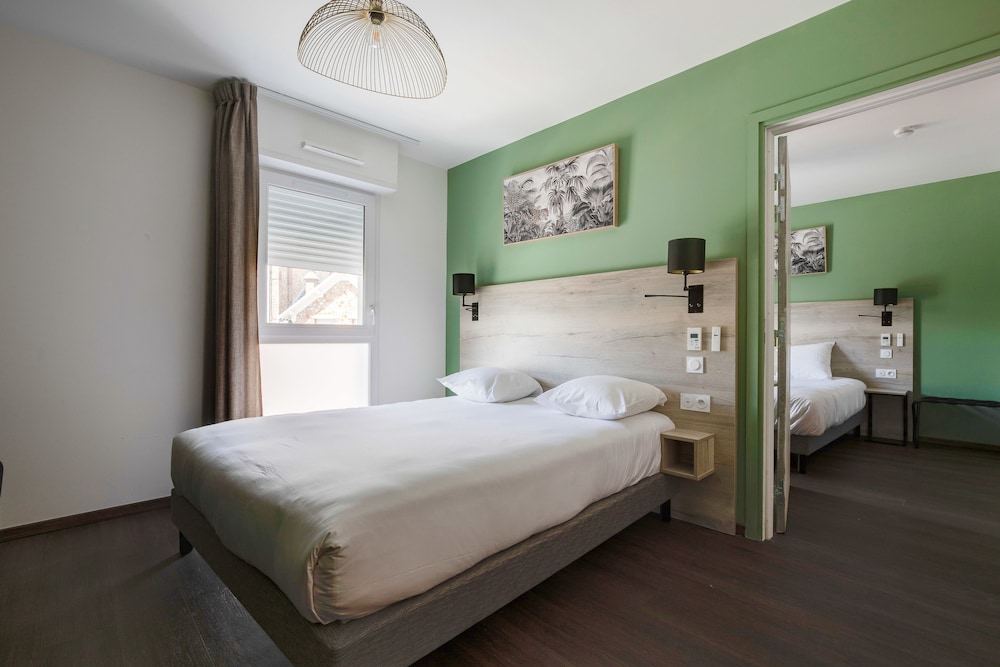 All Suites Appart Hôtel Massy-Palaiseau 7