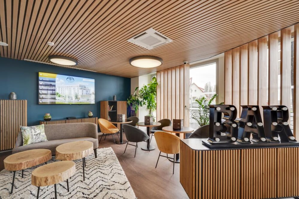 All Suites Appart Hôtel Massy-Palaiseau 5