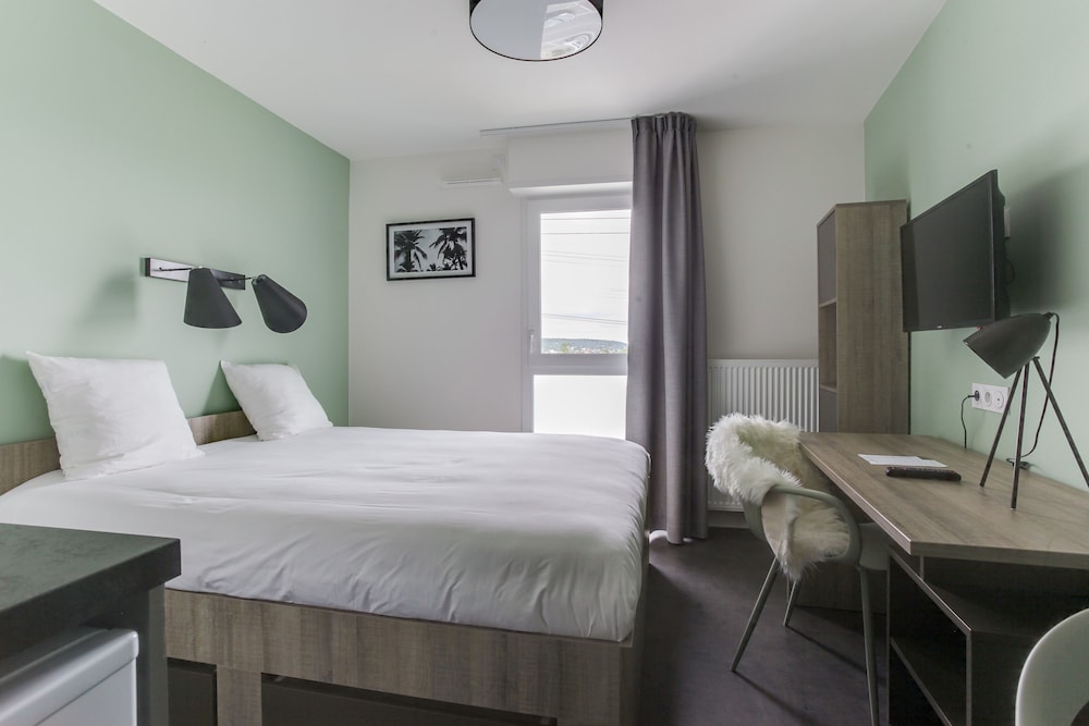 All Suites Appart Hôtel Massy-Palaiseau 18