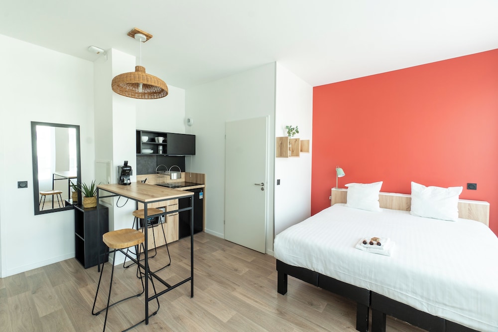 ECLA Paris Massy Palaiseau 16