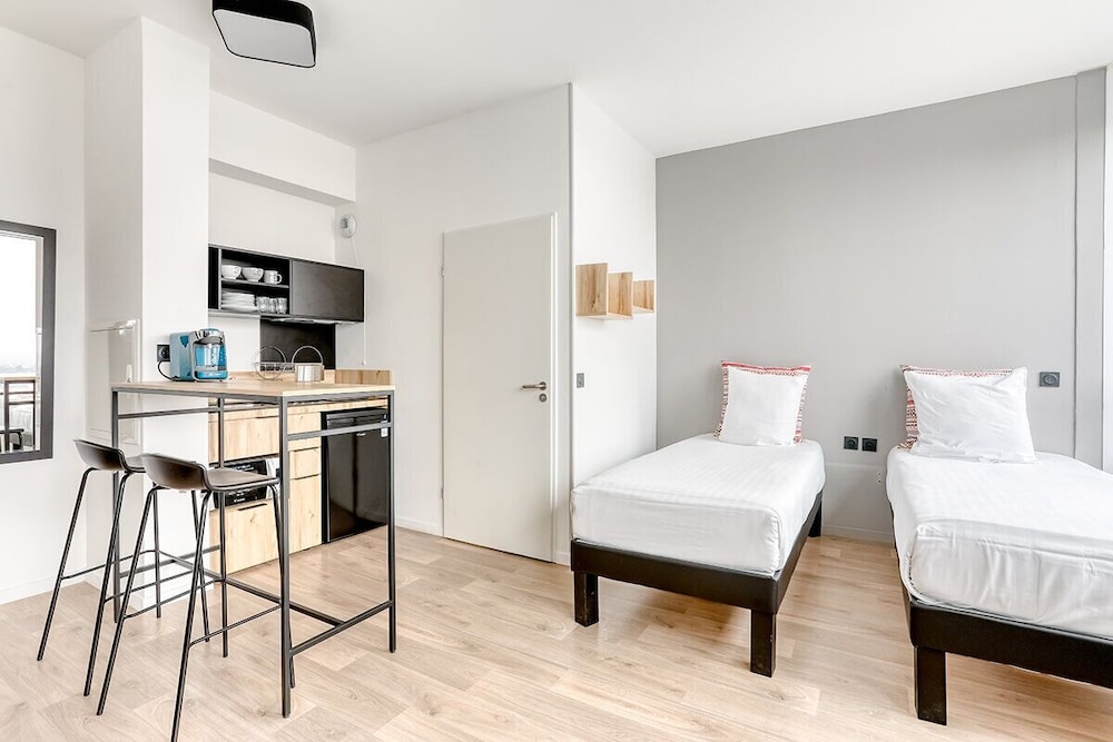ECLA Paris Massy Palaiseau 17