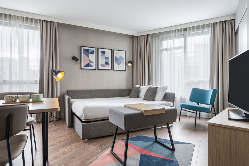 Aparthotel Adagio Paris Nation 14