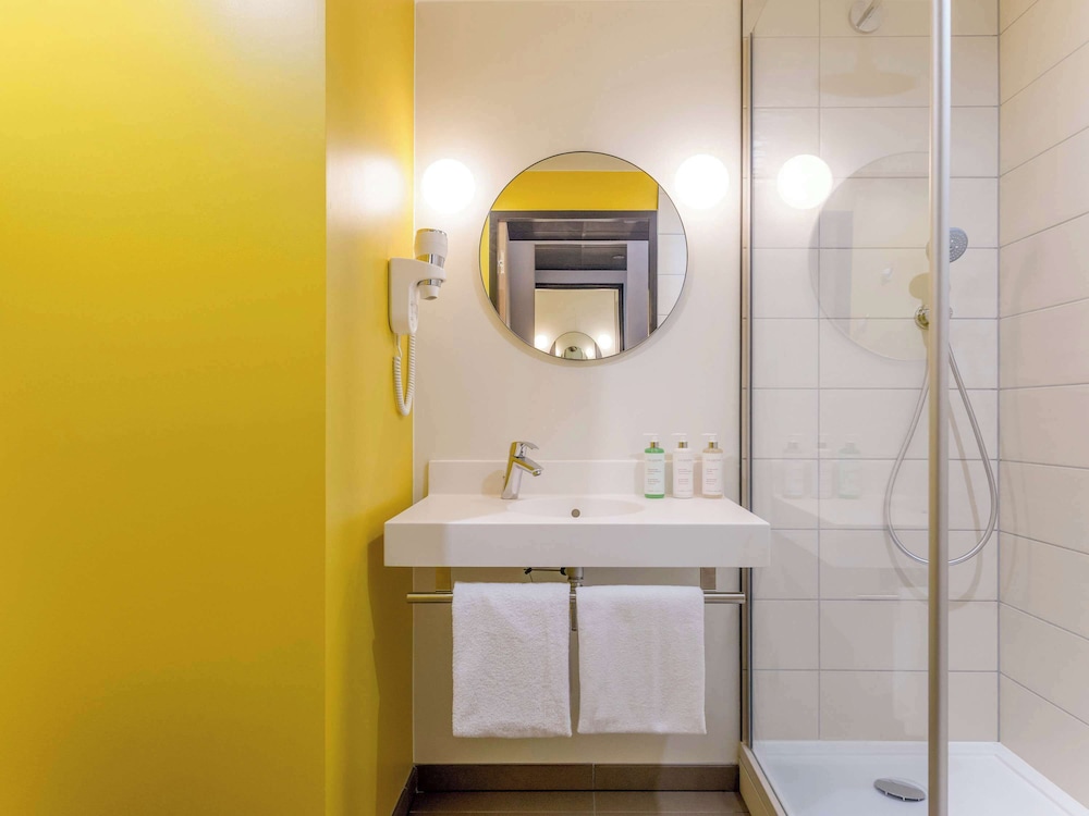 Ibis Styles Paris Meteor Avenue d'Italie 23