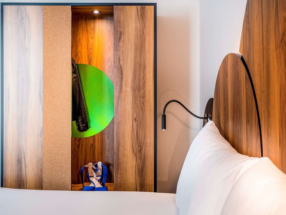 Ibis Styles Paris Meteor Avenue d'Italie 15