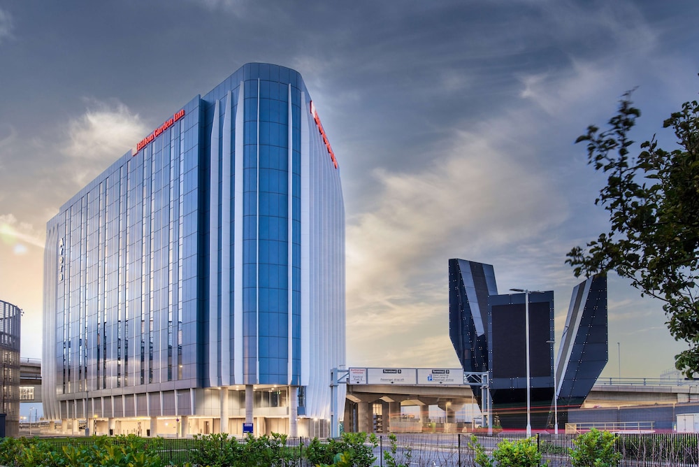 Hilton Garden Inn London Heathrow Terminals 2 and 3 1