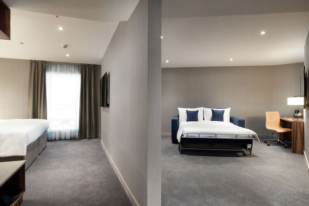 Hilton Garden Inn London Heathrow Terminals 2 and 3 20