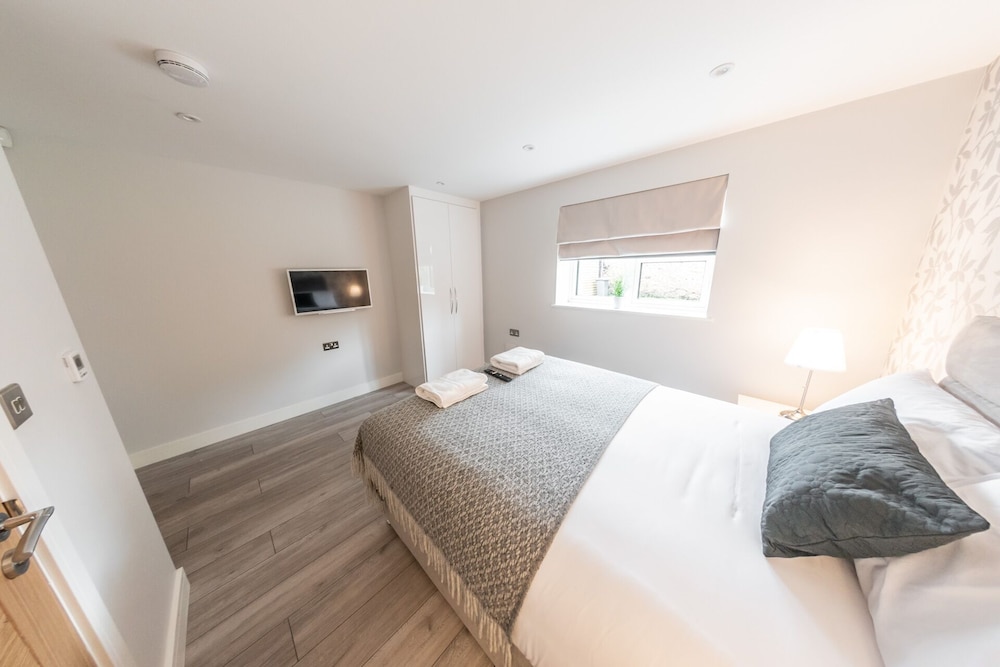 Ivory Lodge 21