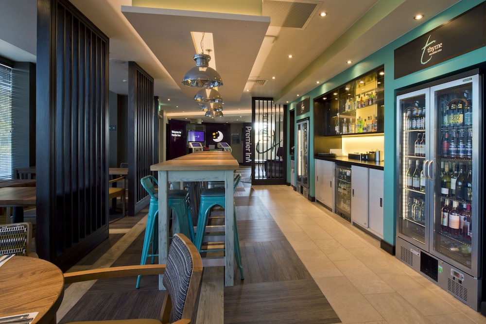London Tolworth Hotel 9