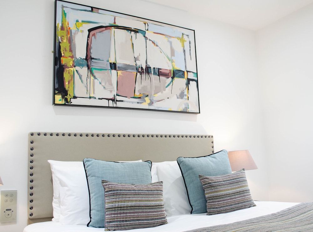 The Chronicle Supercity Aparthotels 16