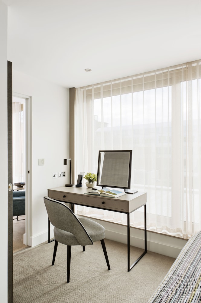 The Chronicle Supercity Aparthotels 11