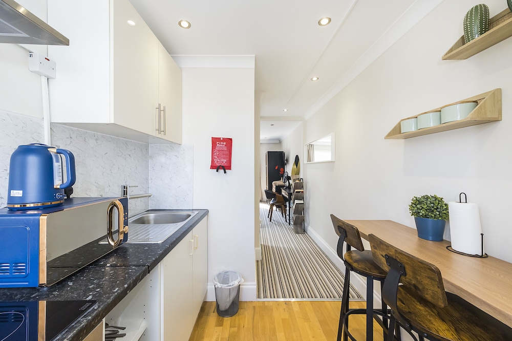 Verv Islington 18