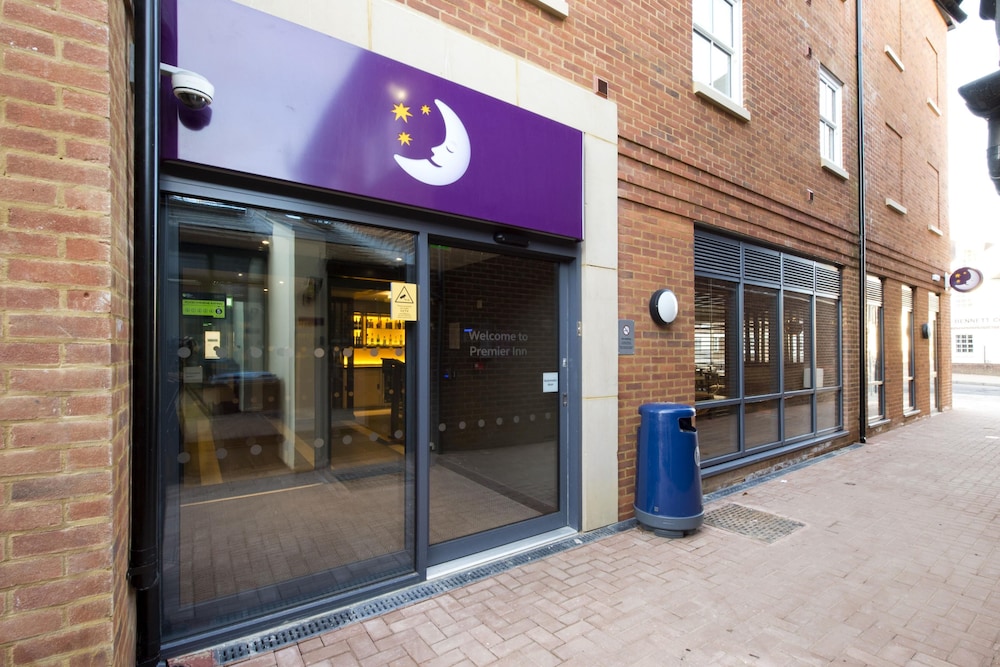 Premier Inn Letchworth Garden City 16