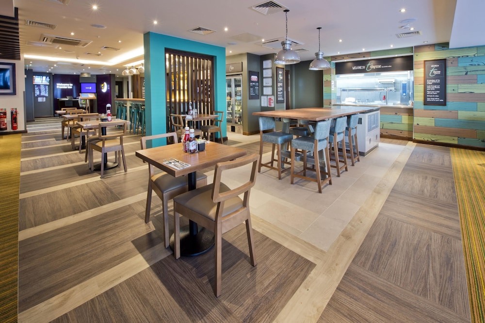 Premier Inn Letchworth Garden City 10