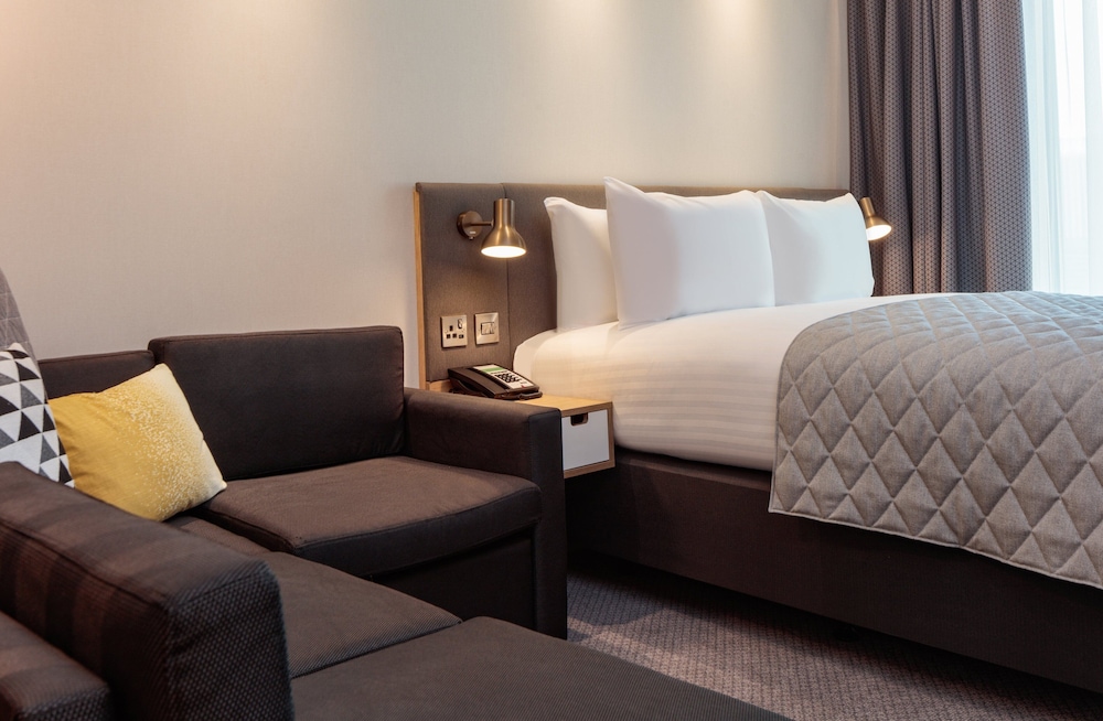 Holiday Inn London - Heathrow Bath Road 20