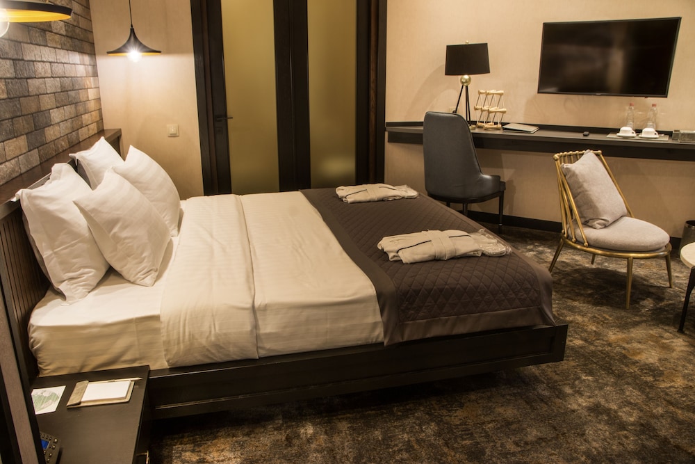 Adamo Hotel 10