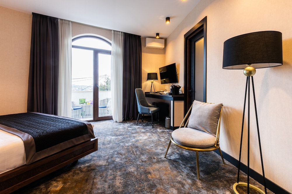 Adamo Hotel 23