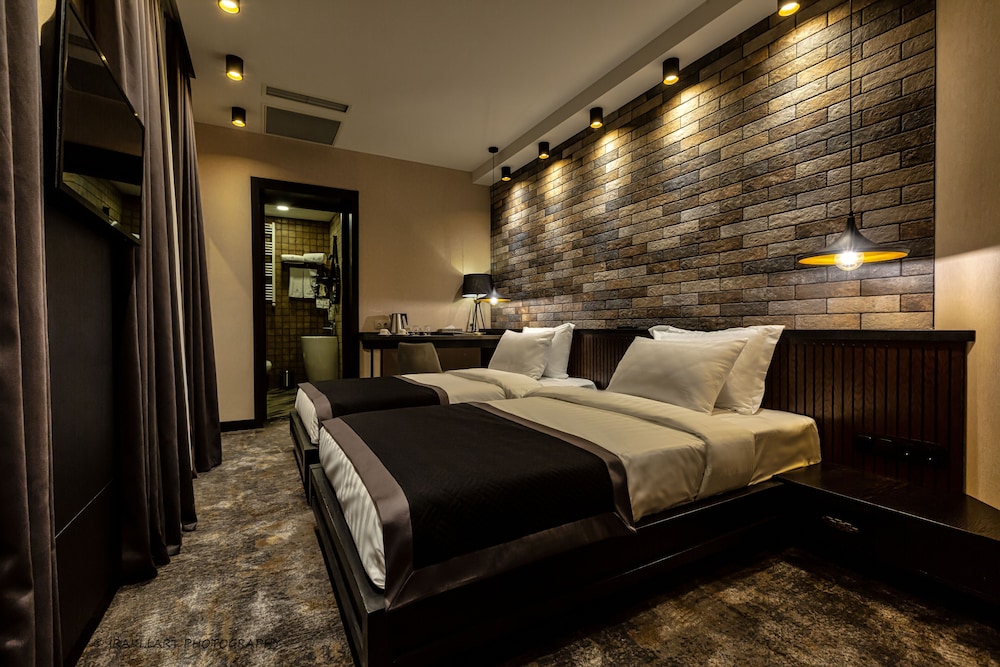 Adamo Hotel 15