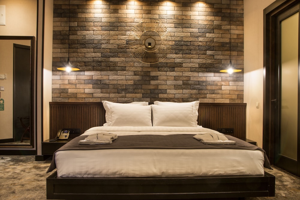 Adamo Hotel 9