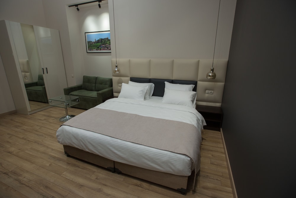 History Hotel Tbilisi 7