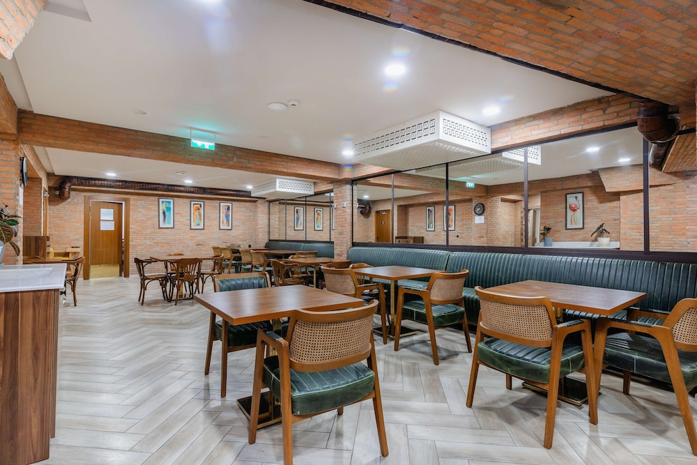 Best Western Hotel Tbilisi City Center 24