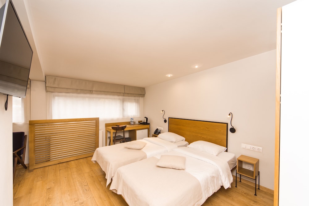 Urban Park Hotels 7