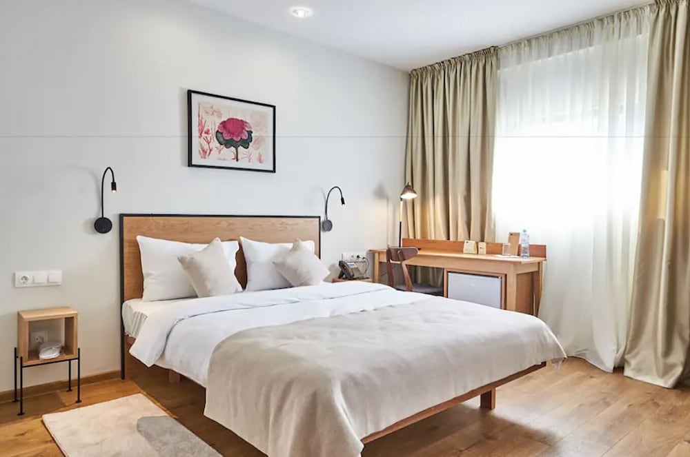 Urban Park Hotels 10