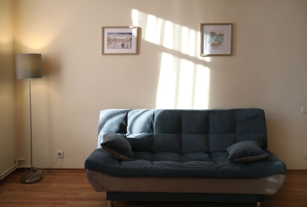 David's Apartment 21