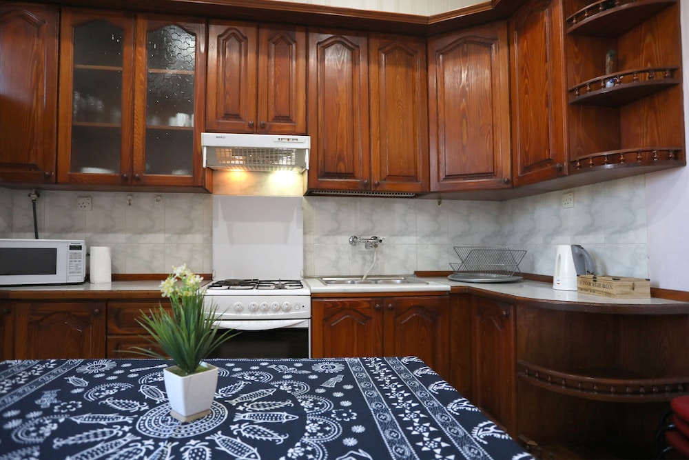 David's Apartment 15