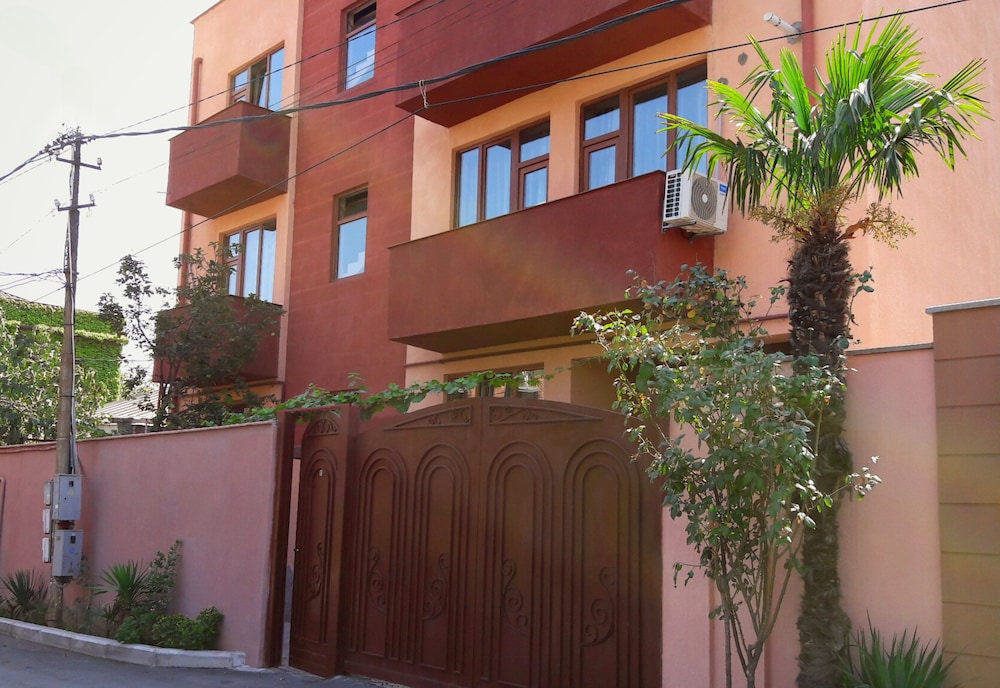 ApartHotel Otin 1