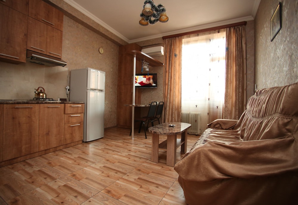ApartHotel Otin 3