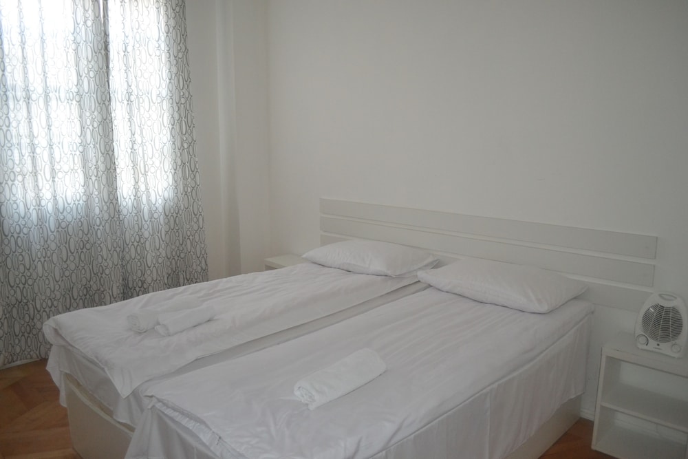 Guest House 36 17