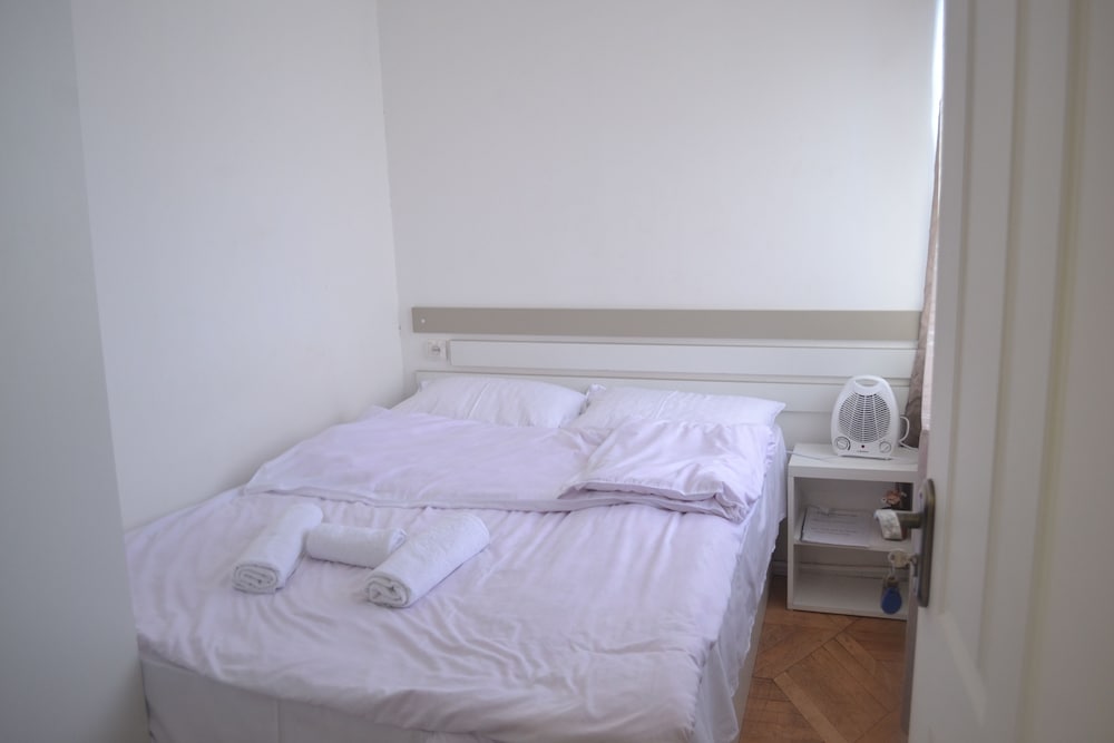 Guest House 36 23