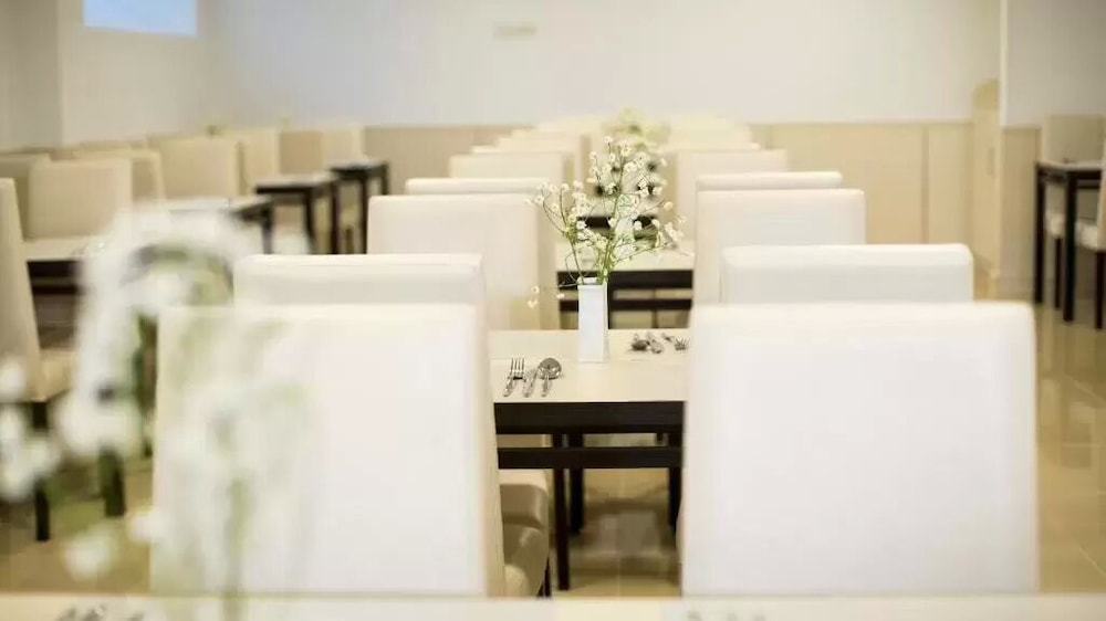 Link Hotel 18