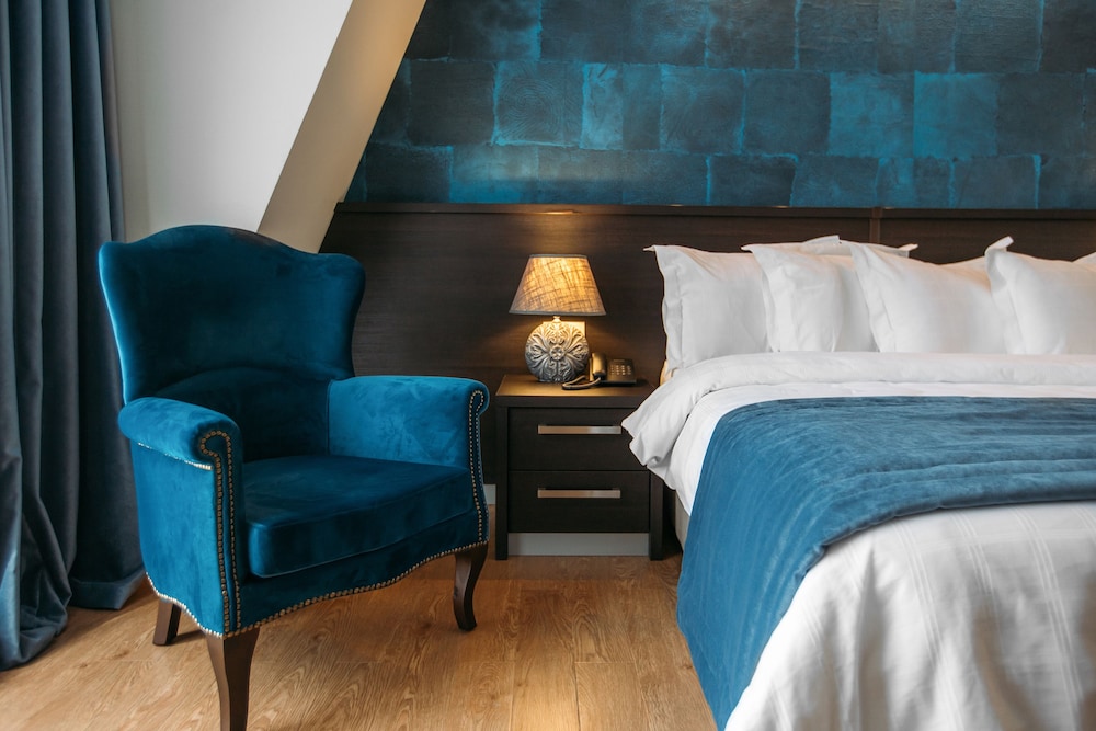 Sephia Hotel 11