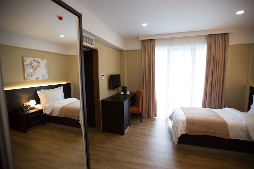 Sephia Hotel 15