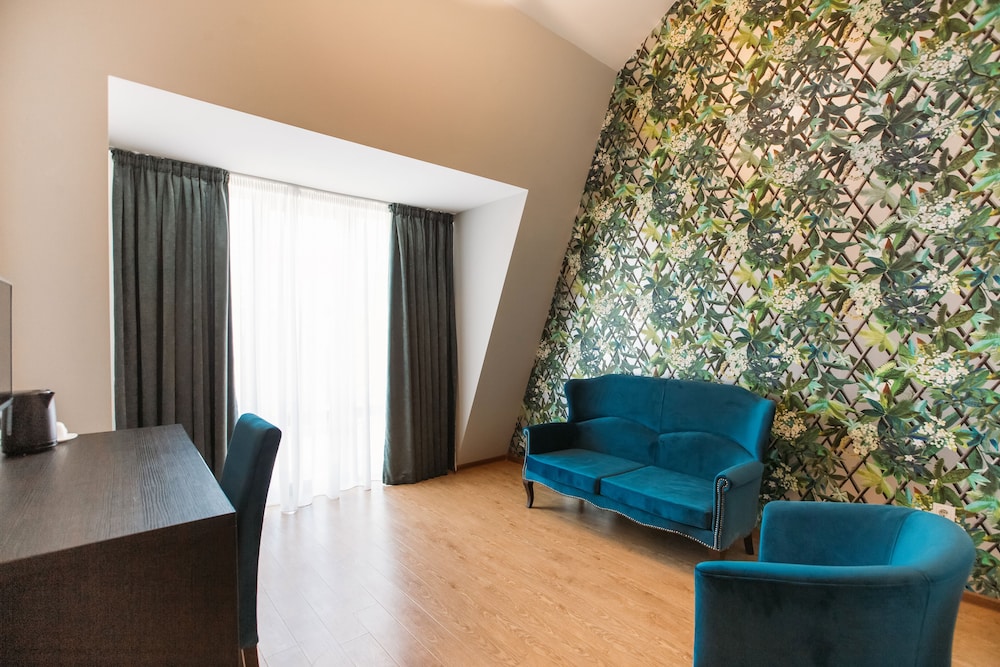 Sephia Hotel 23