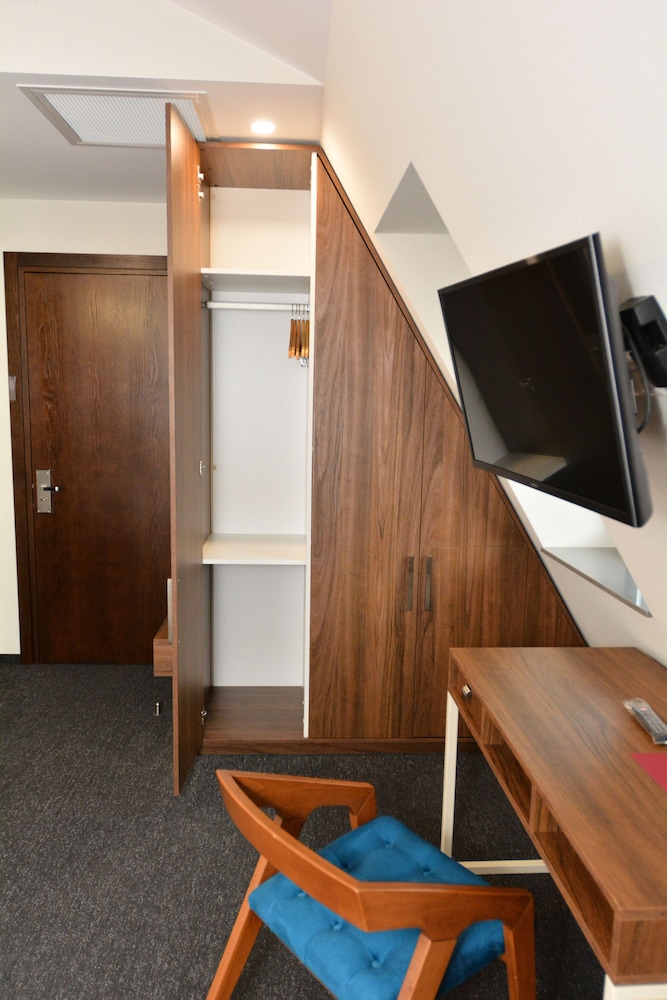 Hotel Garnet 22
