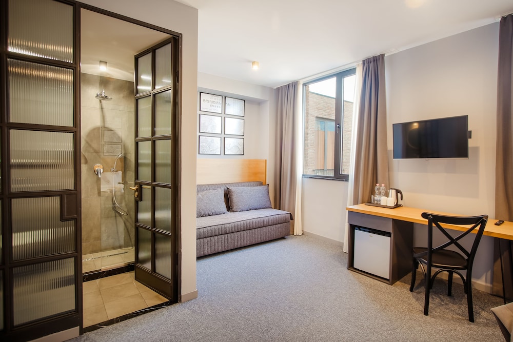 Tuta Hotel 23