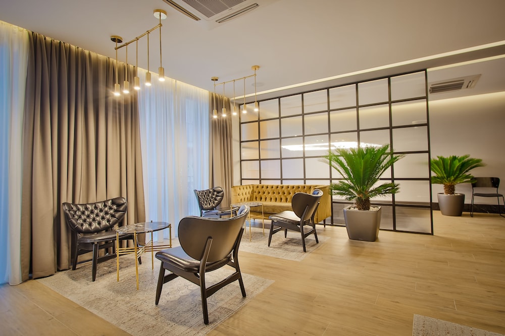 Tuta Hotel 3