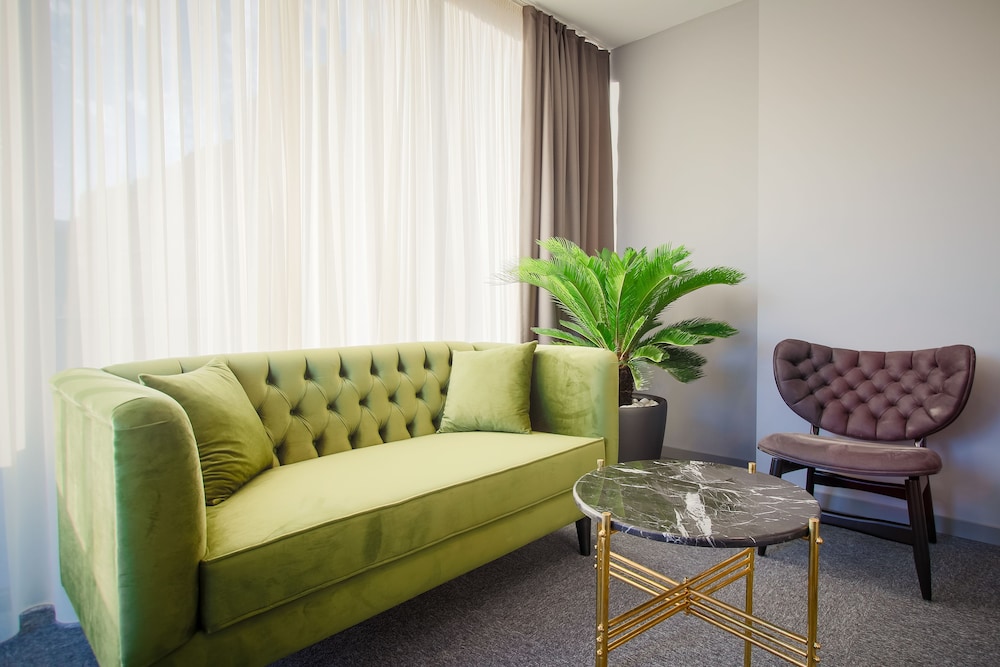 Tuta Hotel 24
