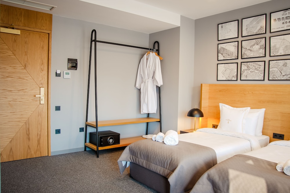 Tuta Hotel 14